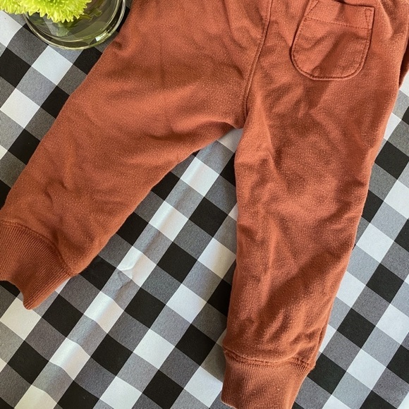 Cat & Jack Lion Joggers - Picture 4 of 4